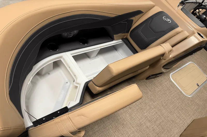 Slide: The Image of Barletta Cabrio 22 UC 2026 - 96