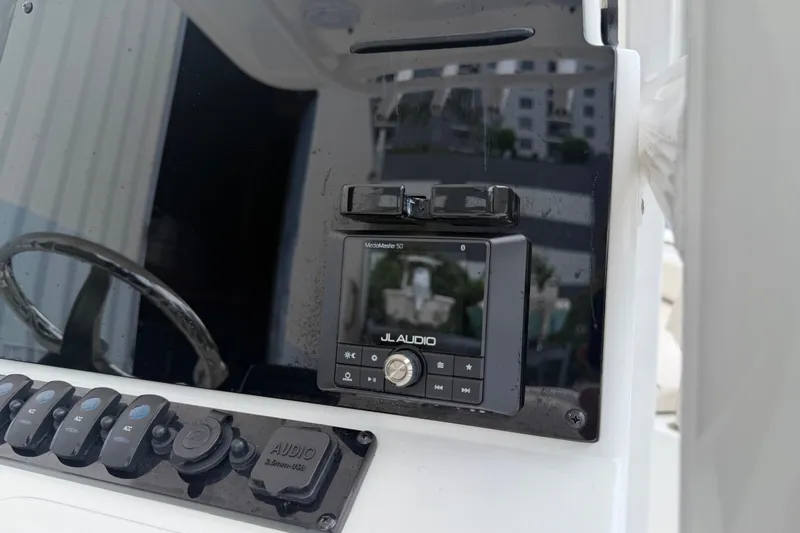 Slide: The Image of Sea Hunt Ultra 234 2023 - 36