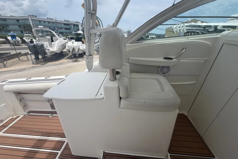 Slide: The Image of Wellcraft 290 Coastal 2002 - 25