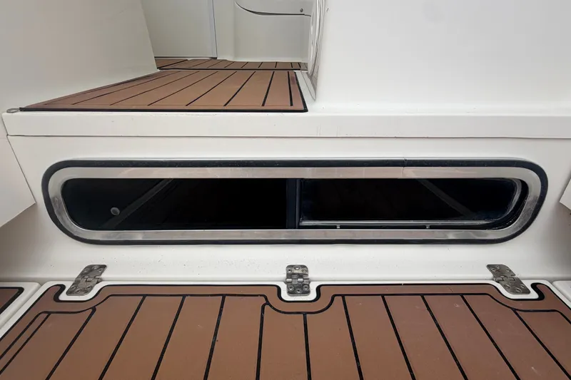 Slide: The Image of Wellcraft 290 Coastal 2002 - 19