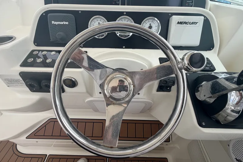 Slide: The Image of Wellcraft 290 Coastal 2002 - 22