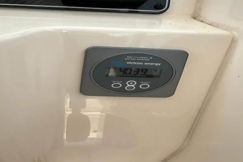 Slide: The Image of Grady-White 218 ADVENTURE 2023 - 36