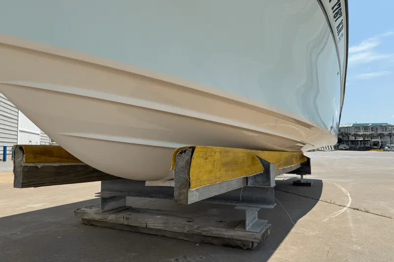 Slide: The Image of Grady-White Adventure 218 2023 - 11