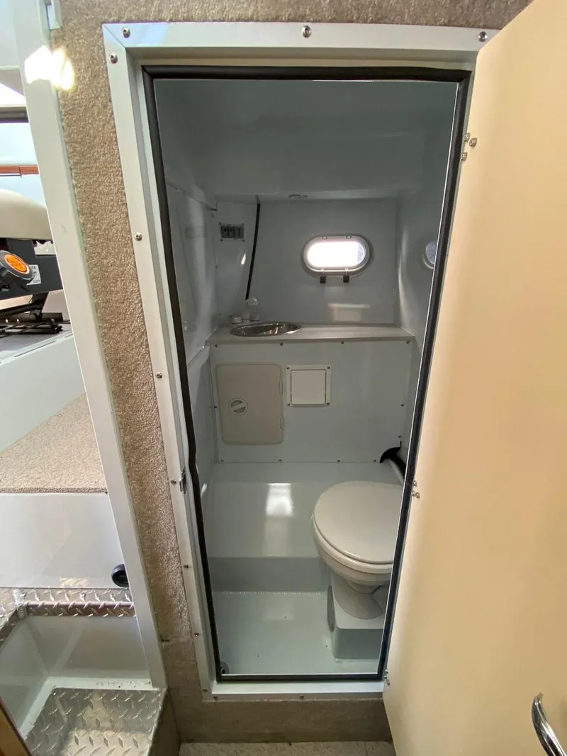 Slide: The Image of Hewescraft 290 Adventure 2026 - 11