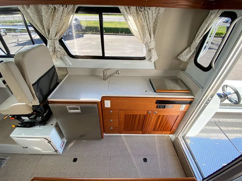 Slide: The Image of Hewescraft 290 Adventure 2026 - 15