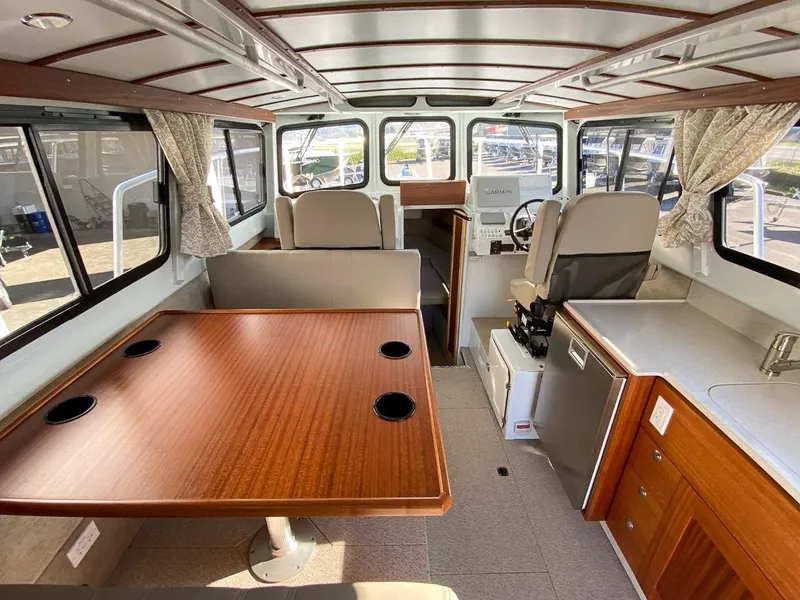 Slide: The Image of Hewescraft 290 Adventure 2026 - 16