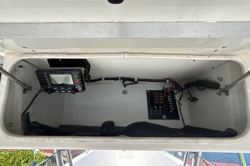 Slide: The Image of Pro-Line 2700 Sportsman 1999 - 23