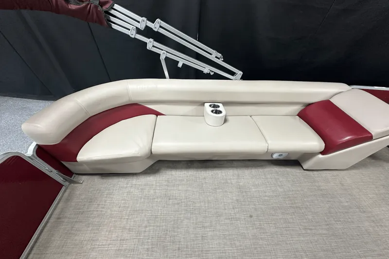 Slide: The Image of Palm Beach CRUISE 220 2016 - 15