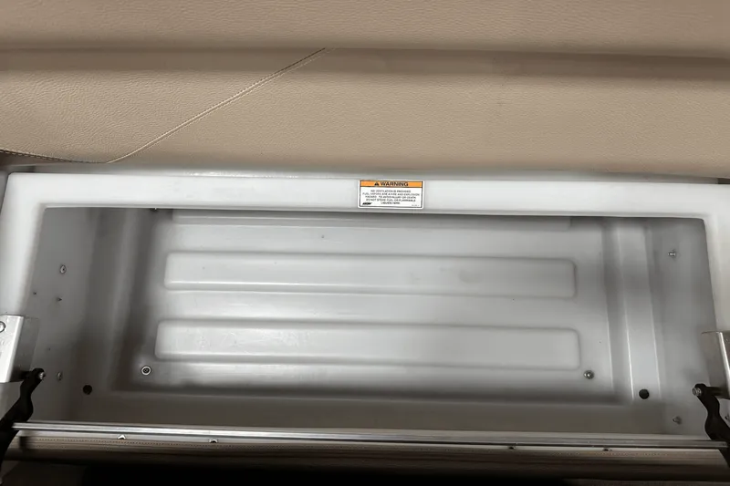 Slide: The Image of Palm Beach CRUISE 220 2016 - 21