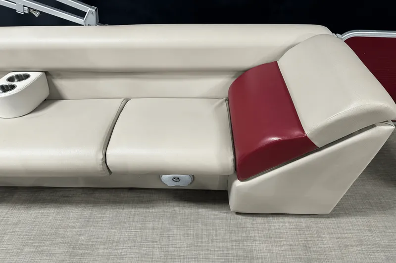 Slide: The Image of Palm Beach CRUISE 220 2016 - 22