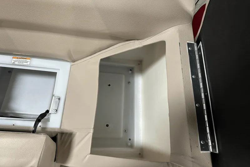 Slide: The Image of Palm Beach CRUISE 220 2016 - 25