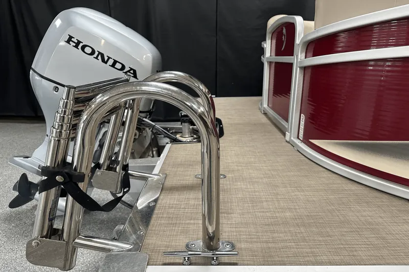 Slide: The Image of Palm Beach CRUISE 220 2016 - 3