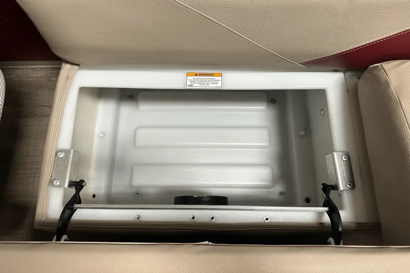 Slide: The Image of Palm Beach CRUISE 220 2016 - 30