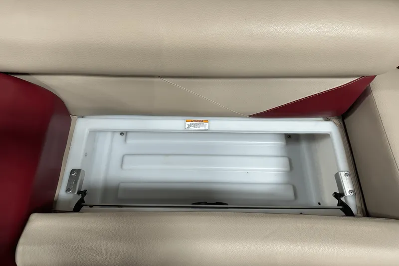 Slide: The Image of Palm Beach CRUISE 220 2016 - 46