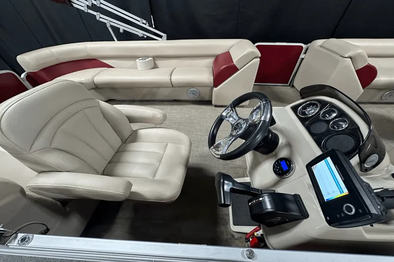 Slide: The Image of Palm Beach CRUISE 220 2016 - 5