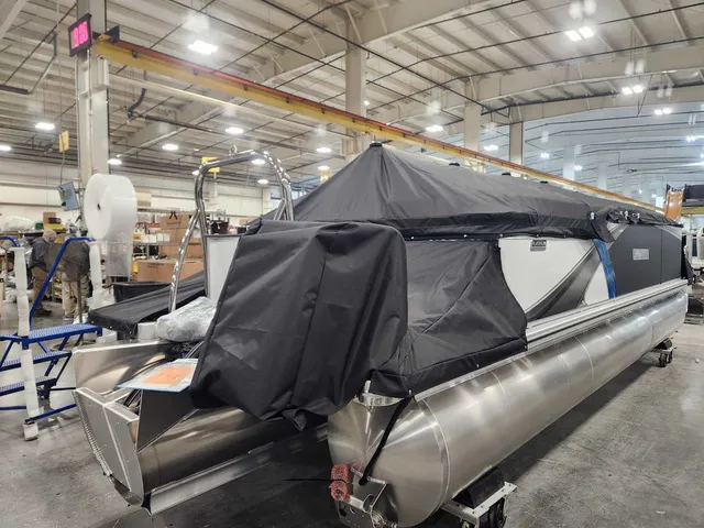 Slide: The Image of Avalon 2385 25 LSZ QL 2026 - 20