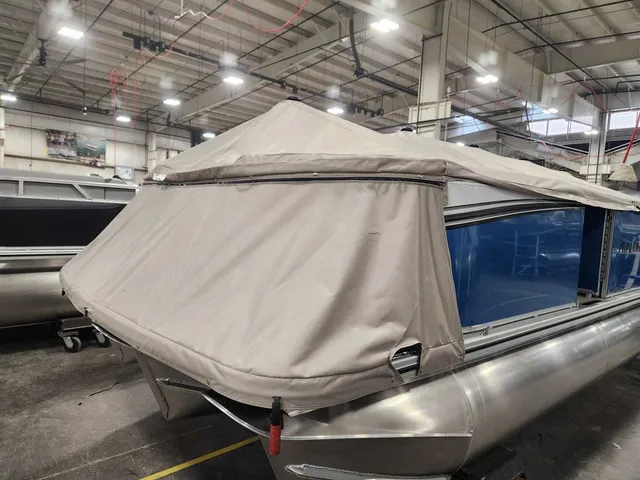 Slide: The Image of Avalon 2385 25 LSZ QL 2026 - 10