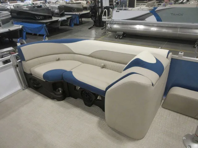 Slide: The Image of Avalon 2385 25 LSZ QL 2026 - 11