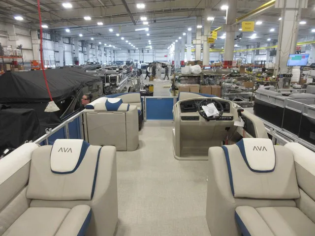 Slide: The Image of Avalon 2385 25 LSZ QL 2026 - 28