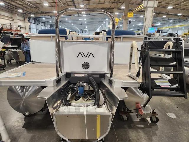 Slide: The Image of Avalon 2385 25 LSZ QL 2026 - 7