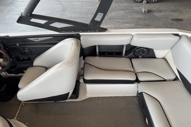 Slide: The Image of Axis A20 2011 - 10