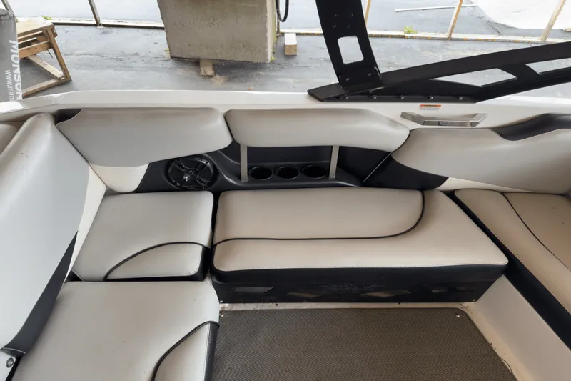 Slide: The Image of Axis A20 2011 - 12