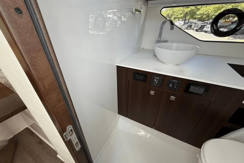 Slide: The Image of Cruisers 38 GLS 2026 - 50