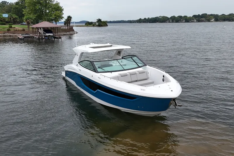 Slide: The Image of Cruisers Yachts 38 GLS 2026 - 2