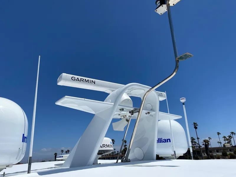 Slide: The Image of All new electronics and paint - 106