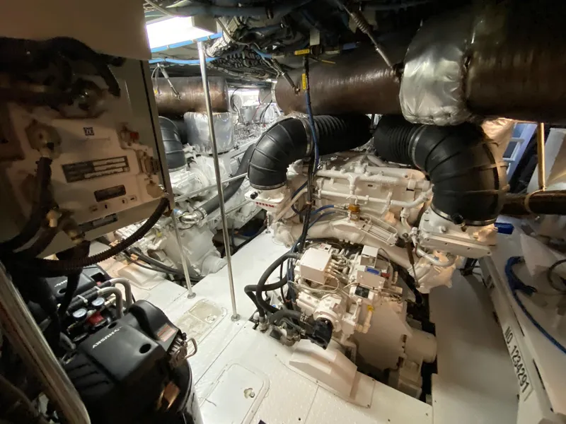 Slide: The Image of MTU's 2200 HP " The Girls "  - 110