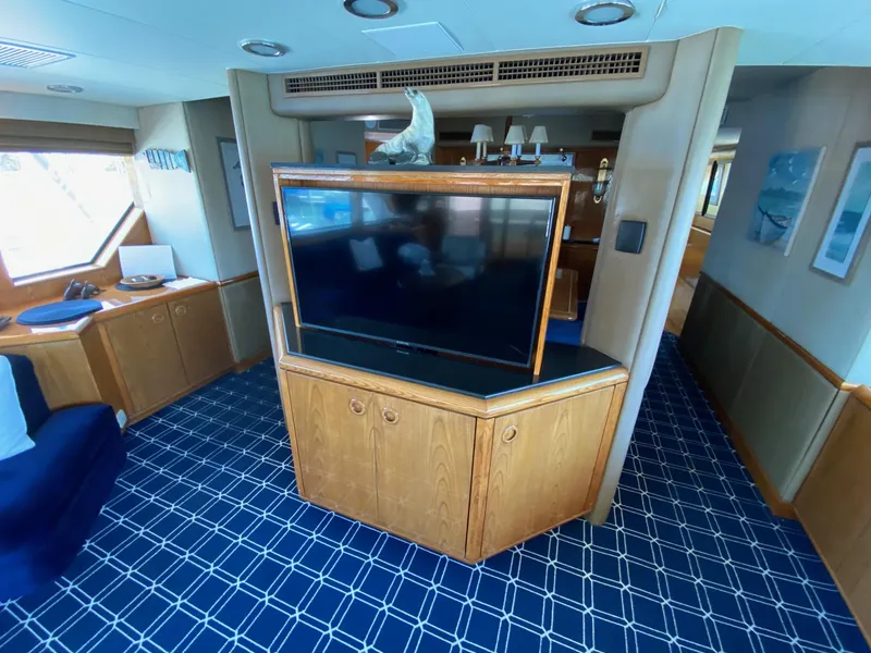 Slide: The Image of Salon TV - 30