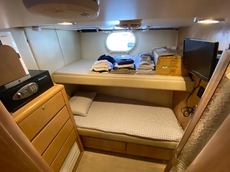 Slide: The Image of Captain bunks - 65