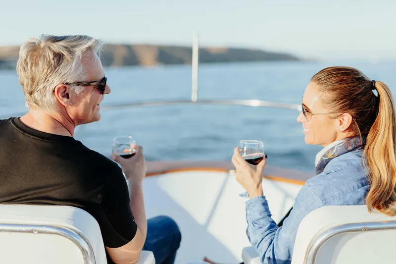 Slide: The Image of Enjoying the bow seats - 9