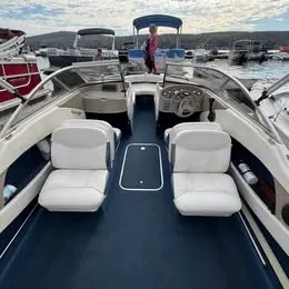 Slide: The Image of Bayliner 1950 Classic 2002 - 7
