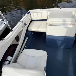 Slide: The Image of Bayliner 1950 Classic 2002 - 11