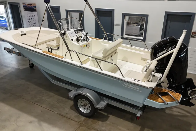 Slide: The Image of Boston Whaler 170 Montauk 2025 - 6