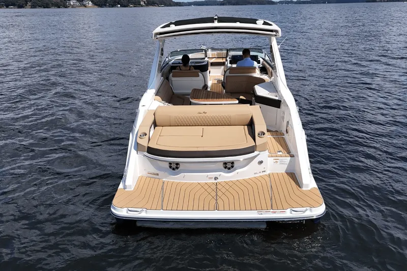 Slide: The Image of Sea Ray SLX 310 2026 - 11