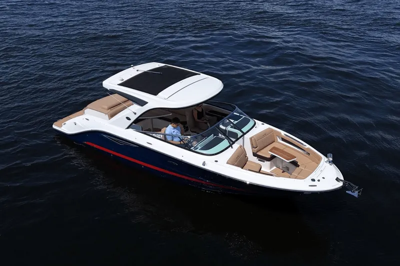 Slide: The Image of Sea Ray SLX 310 2026 - 5