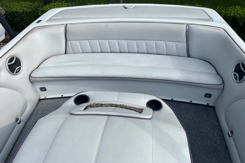 Slide: The Image of MB BOSS 210 MB 1997 - 5