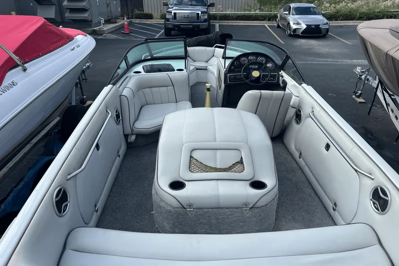 Slide: The Image of MB BOSS 210 MB 1997 - 9