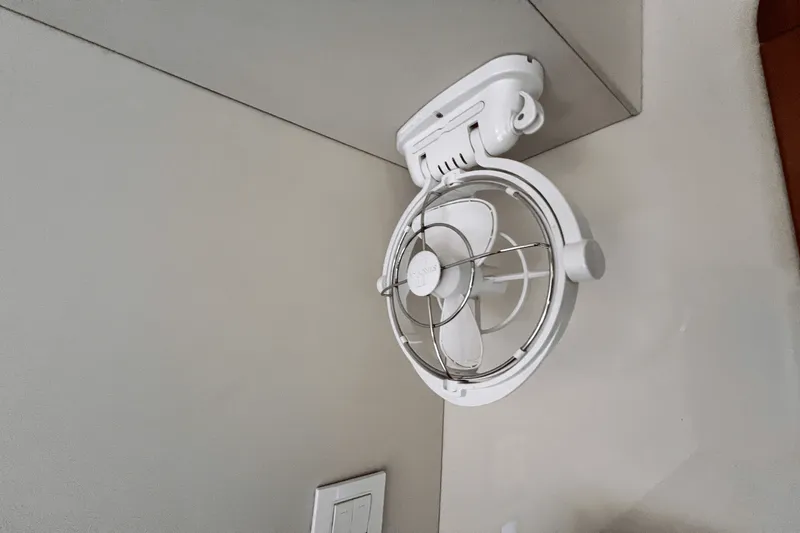 Slide: The Image of Aquila 48 2016 - 15