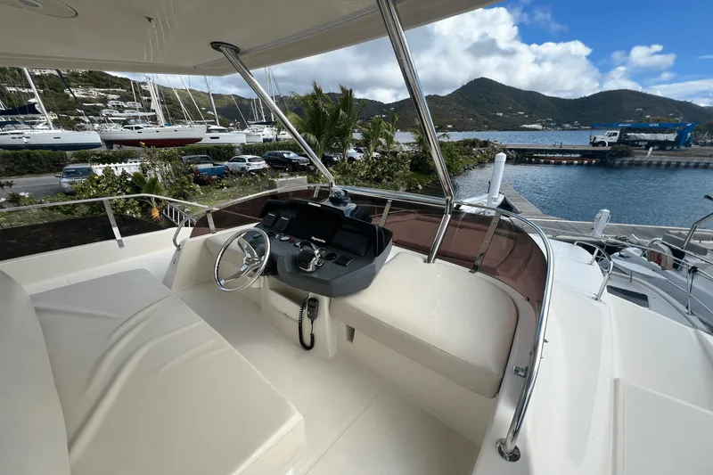 Slide: The Image of Aquila 48 2016 - 27