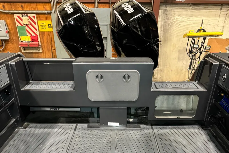 Slide: The Image of 2020 Extreme Boats 795 Walk Around twin engine design - 20