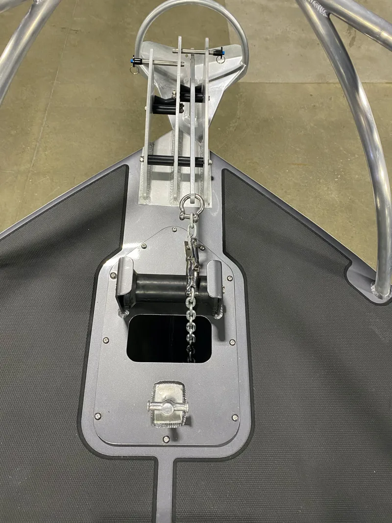 Slide: The Image of Winch anchor and chain - 4