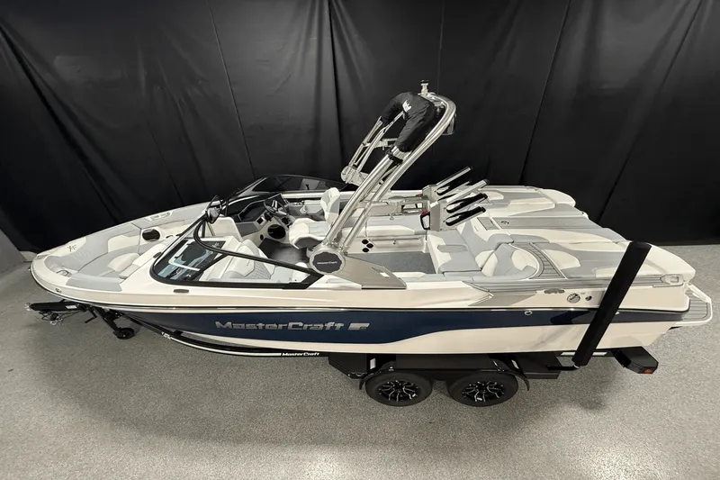 Slide: The Image of Mastercraft XT23 2026 - 1
