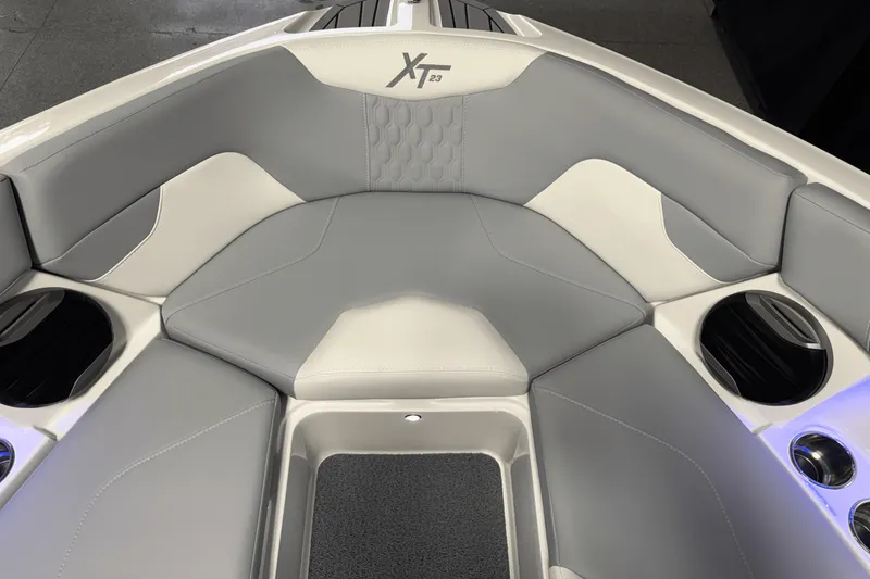 Slide: The Image of Mastercraft XT23 2026 - 101