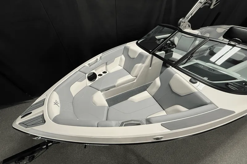 Slide: The Image of Mastercraft XT23 2026 - 12