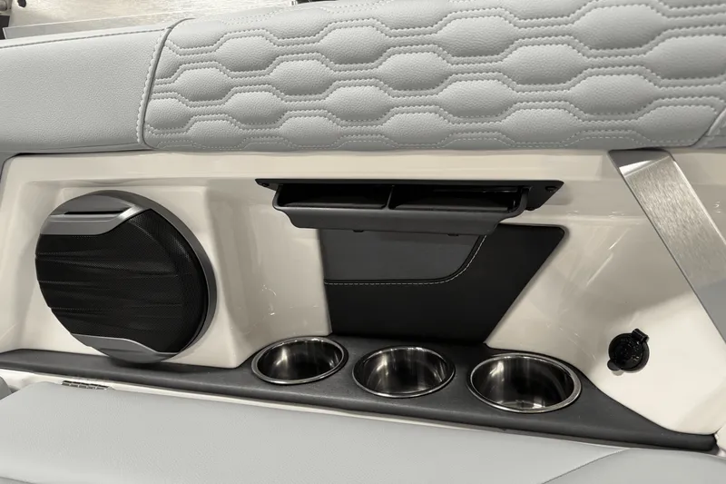 Slide: The Image of Mastercraft XT23 2026 - 44