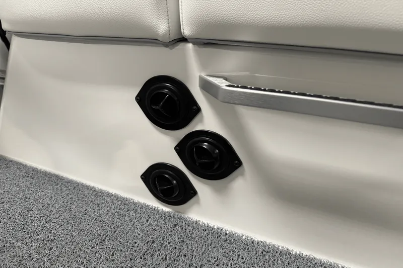 Slide: The Image of Mastercraft XT23 2026 - 48