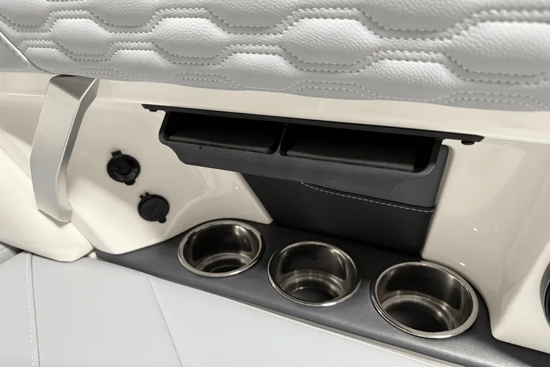 Slide: The Image of Mastercraft XT23 2026 - 59